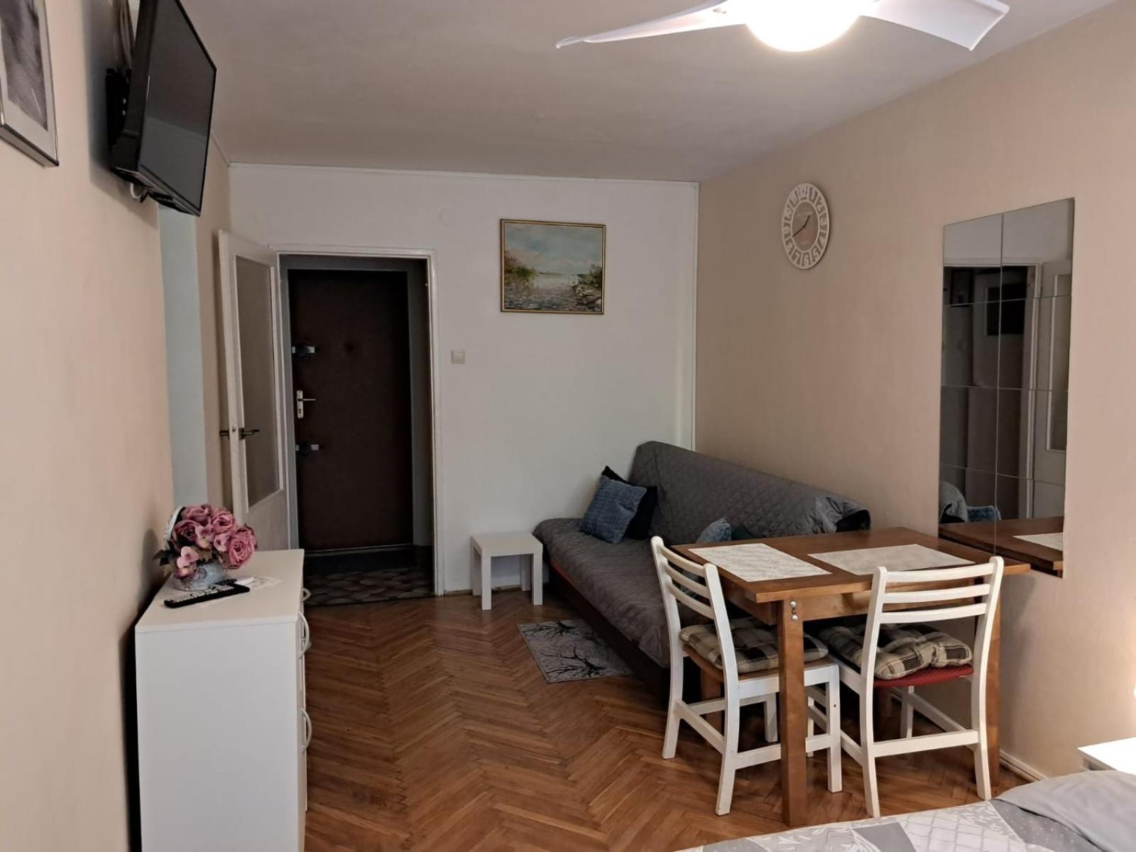 "Sady Flat" Apartment วอร์ซอ ภายนอก รูปภาพ