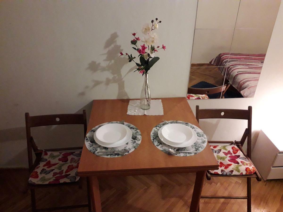 "Sady Flat" Apartment วอร์ซอ ภายนอก รูปภาพ